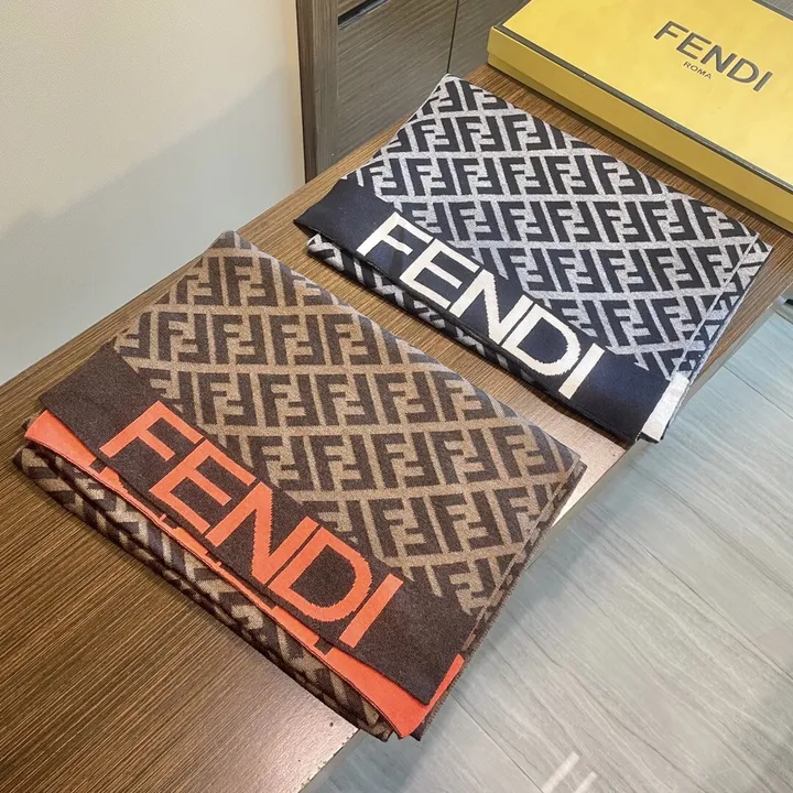 スーパーコピー フェンディ マフラー