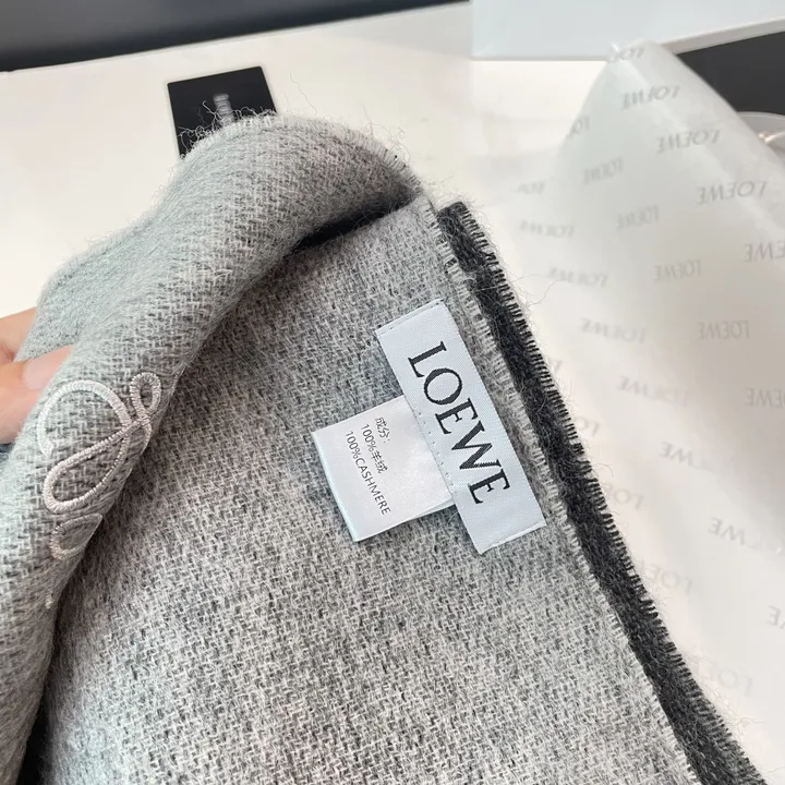 スーパーコピー ロエベ マフラー