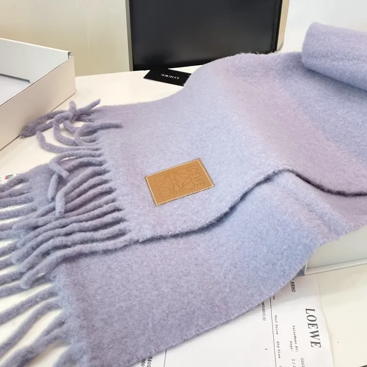 スーパーコピー ロエベ マフラー