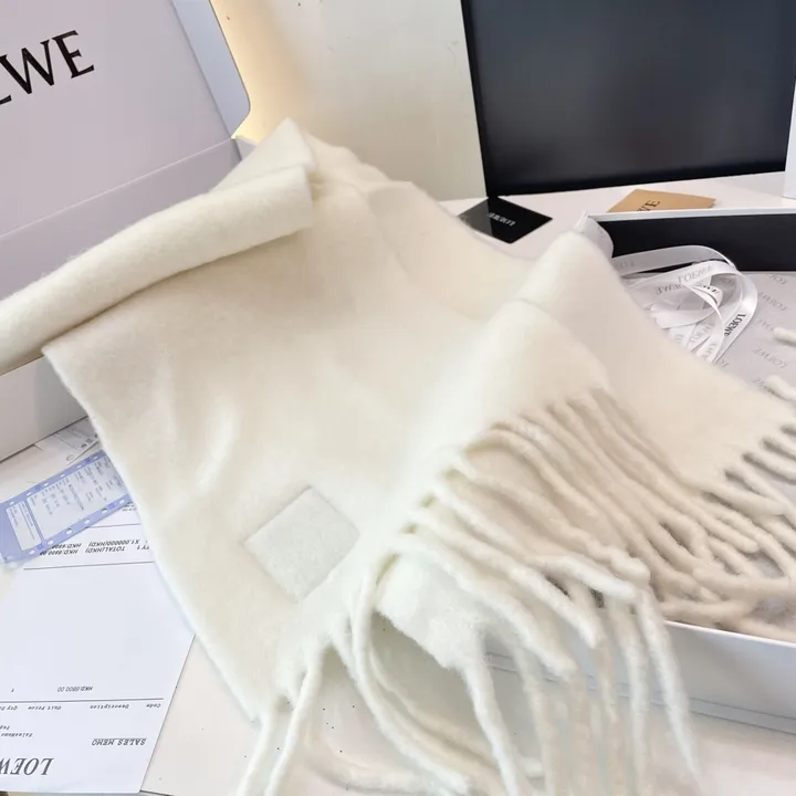 スーパーコピー ロエベ マフラー