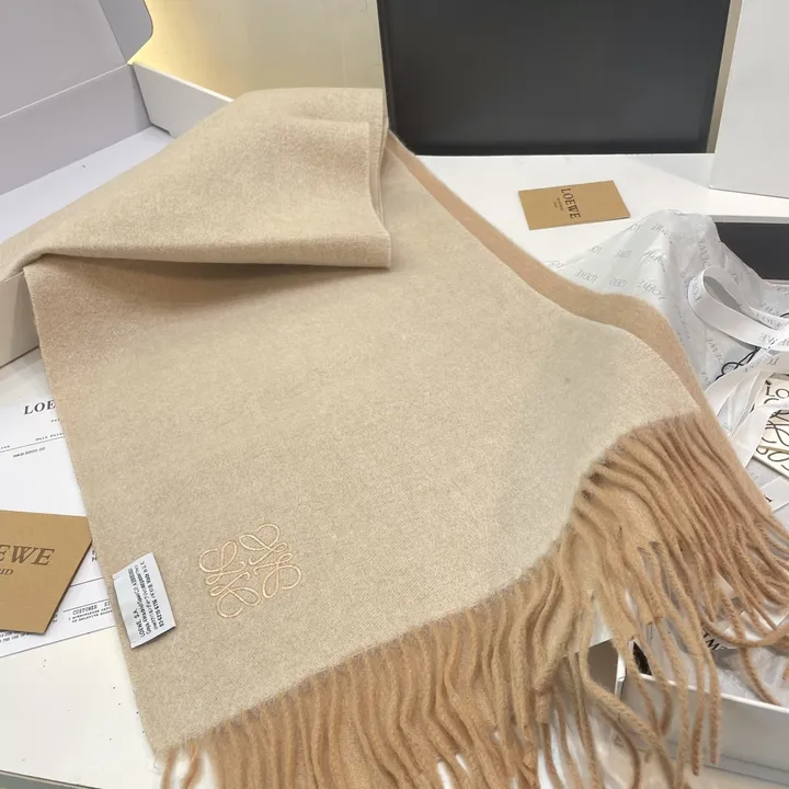 スーパーコピー ロエベ マフラー