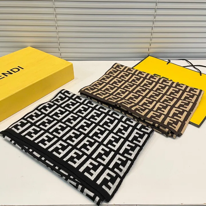 スーパーコピー フェンディ マフラー