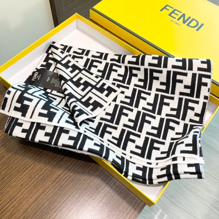 スーパーコピー フェンディ マフラー