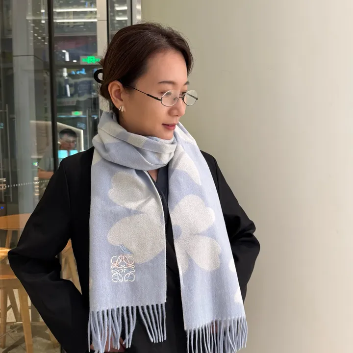 スーパーコピー ロエベ マフラー