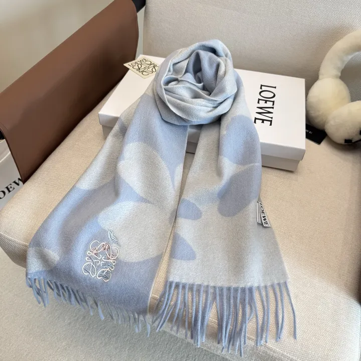 スーパーコピー ロエベ マフラー