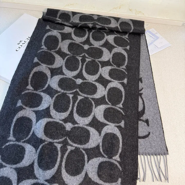 スーパーコピー コーチ マフラー