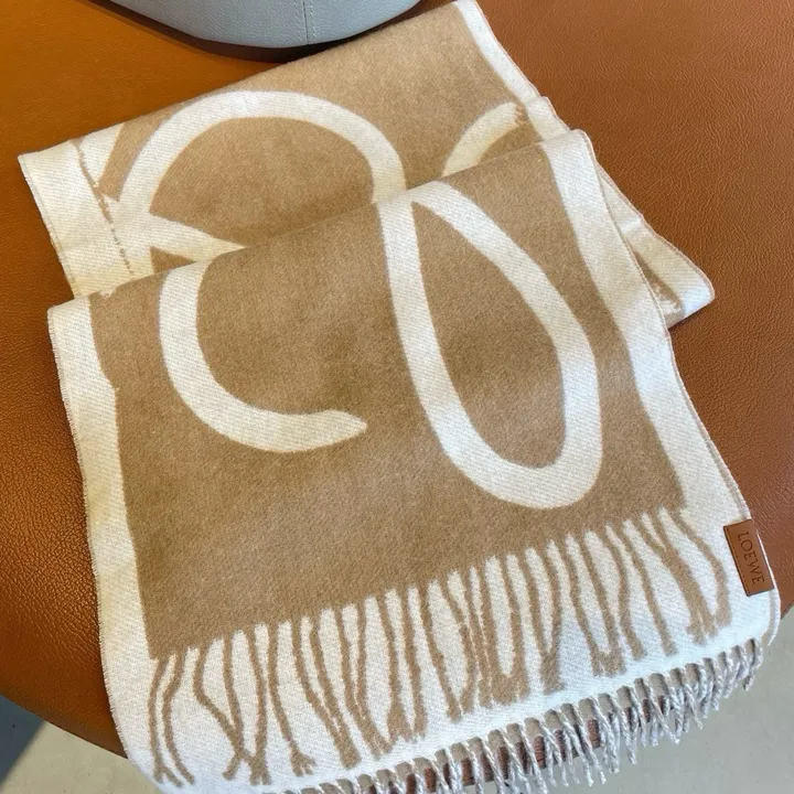 スーパーコピー ロエベ マフラー