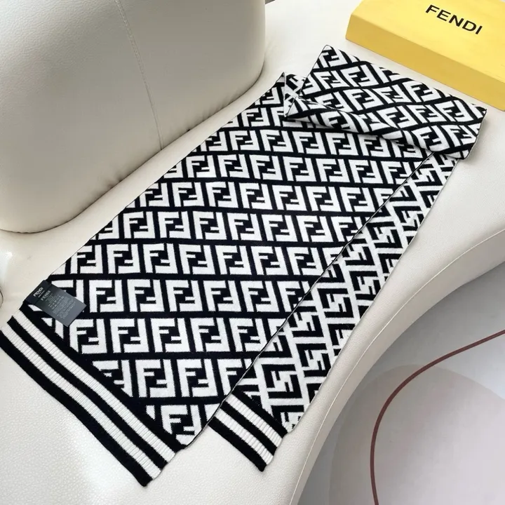 スーパーコピー フェンディ マフラー