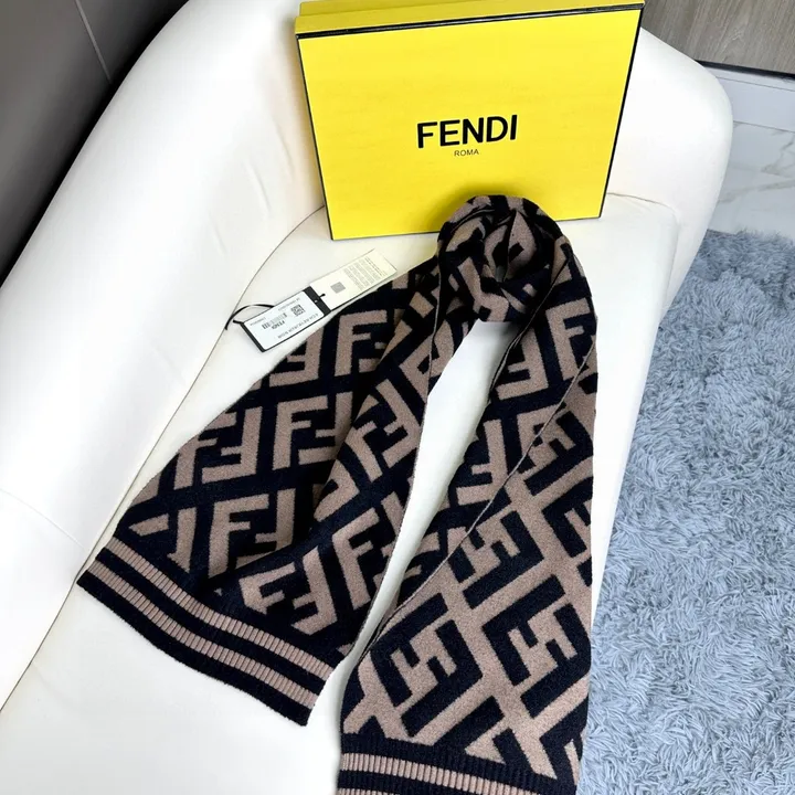 スーパーコピー フェンディ マフラー