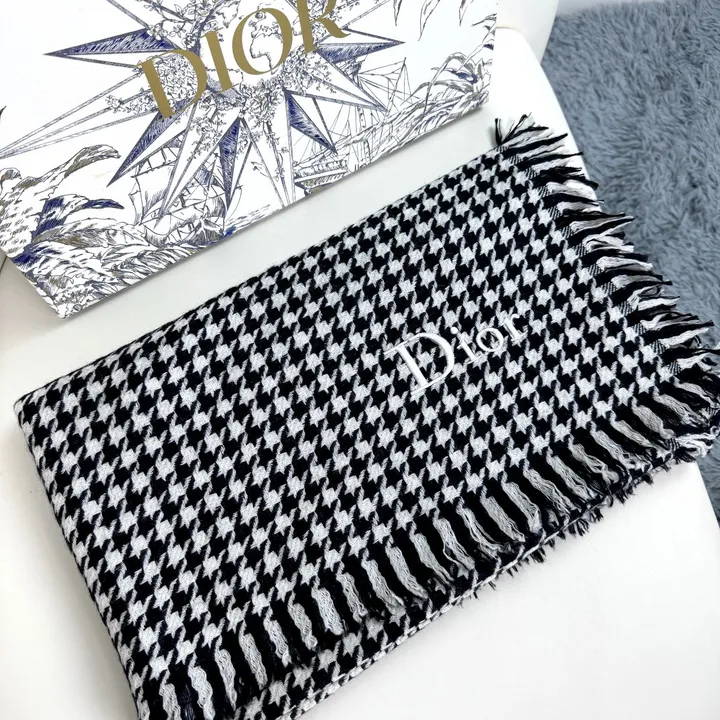 スーパーコピー ディオール マフラー