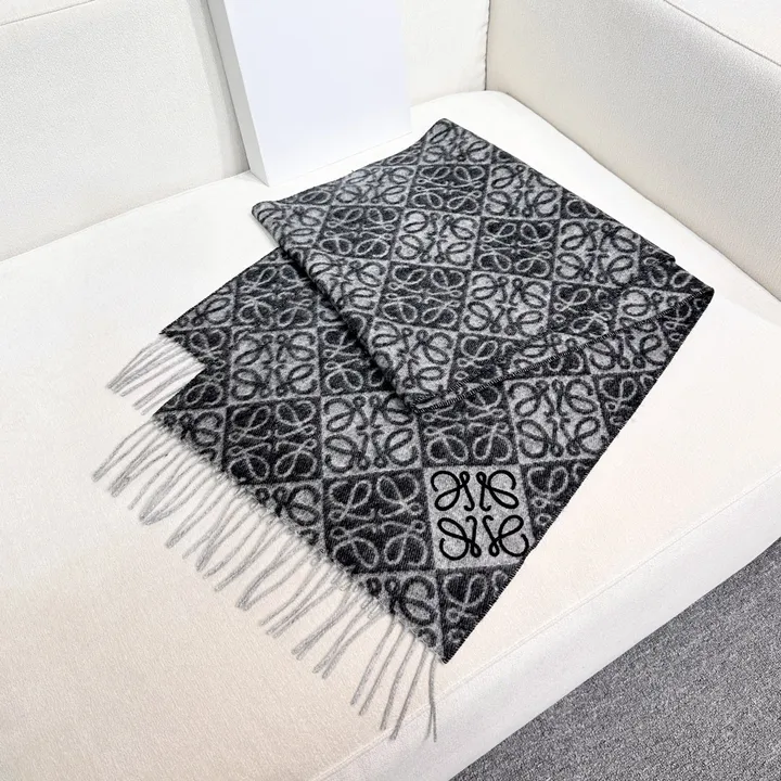 スーパーコピー ロエベ マフラー