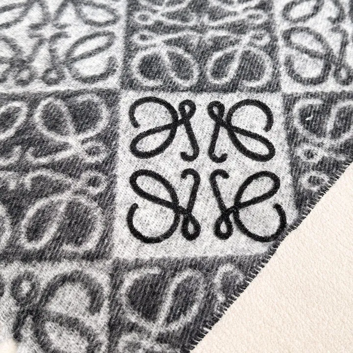 スーパーコピー ロエベ マフラー