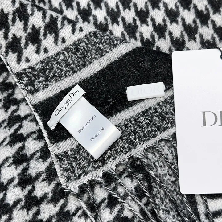 スーパーコピー ディオール マフラー