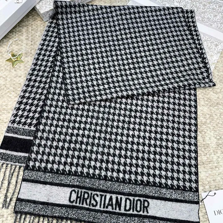 スーパーコピー ディオール マフラー