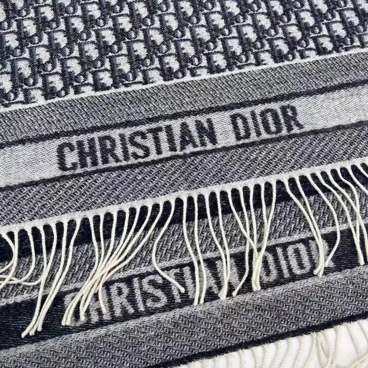 スーパーコピー ディオール マフラー