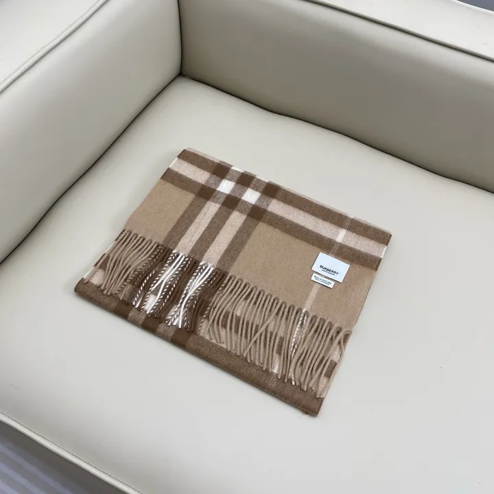 スーパーコピー バーバリー ス マフラー