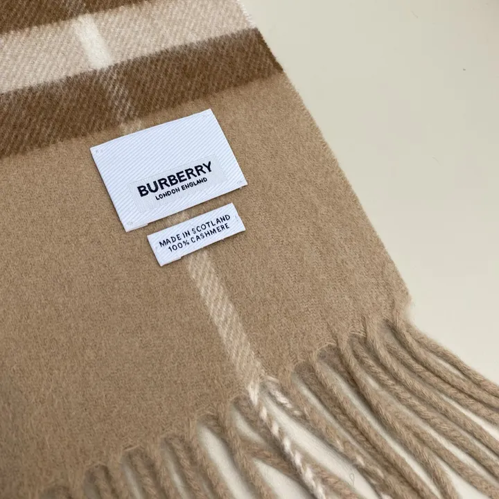 スーパーコピー バーバリー ス マフラー