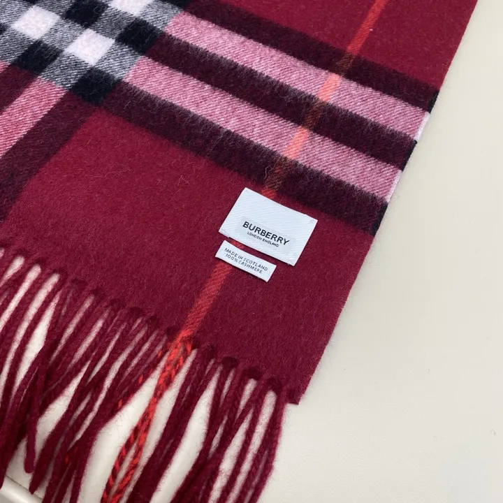 スーパーコピー バーバリー ス マフラー