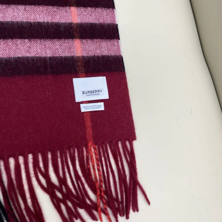 スーパーコピー バーバリー ス マフラー