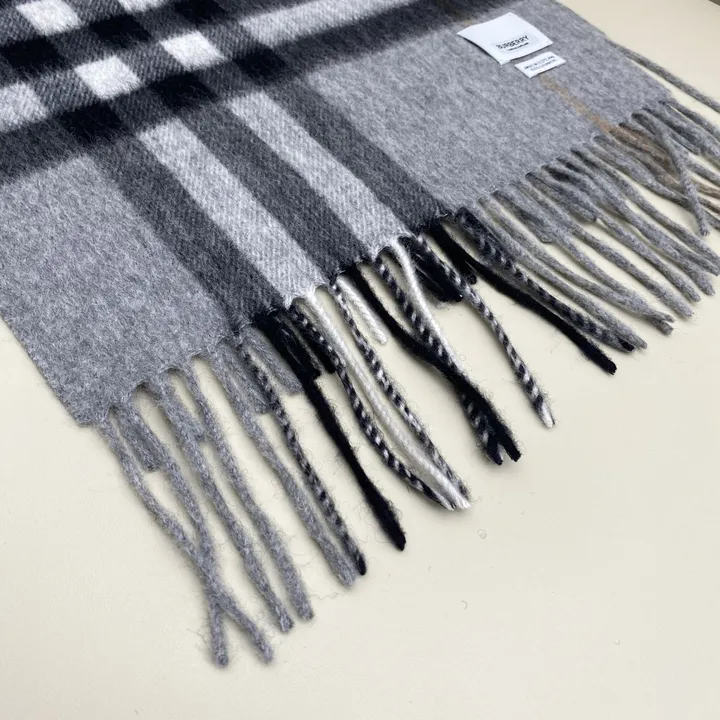 スーパーコピー バーバリー ス マフラー