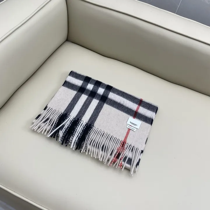 スーパーコピー バーバリー ス マフラー