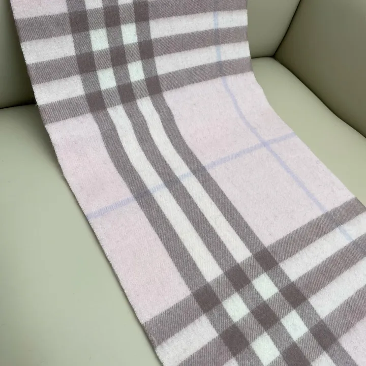 スーパーコピー バーバリー ス マフラー