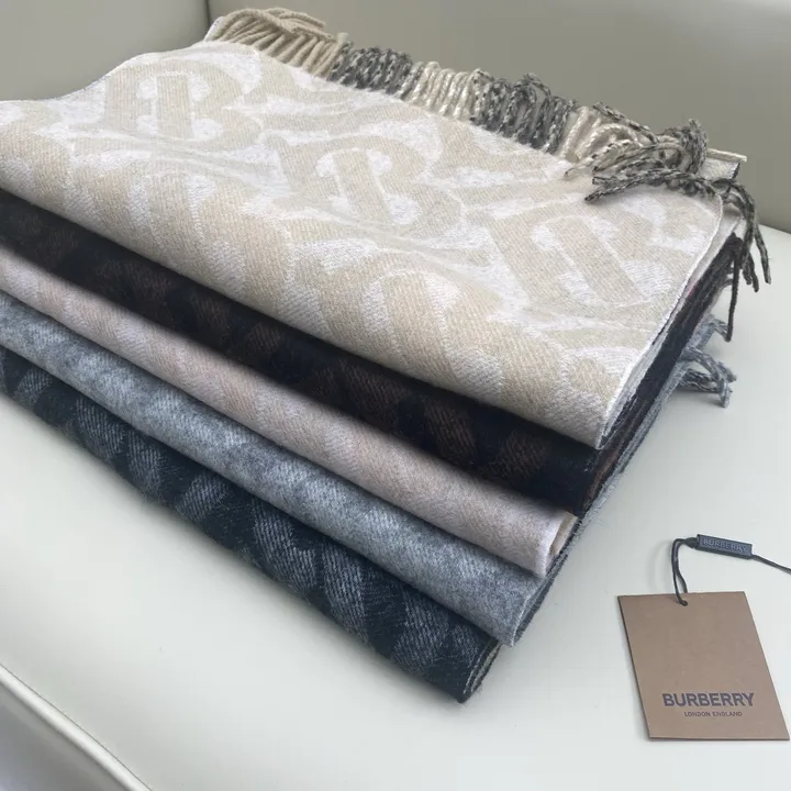 スーパーコピー バーバリー ス マフラー