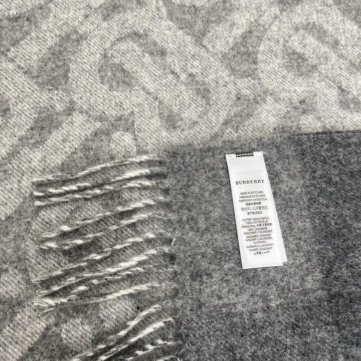 スーパーコピー バーバリー ス マフラー