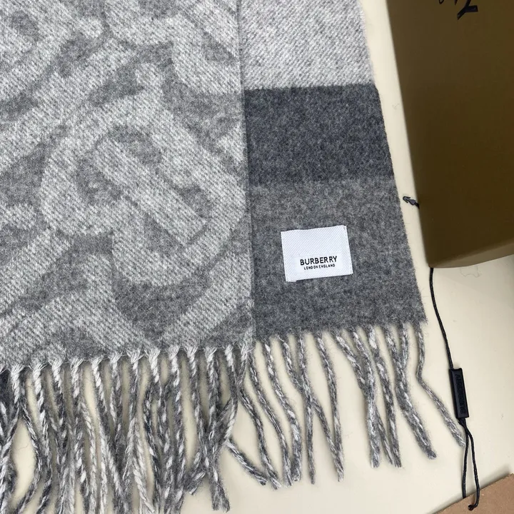 スーパーコピー バーバリー ス マフラー