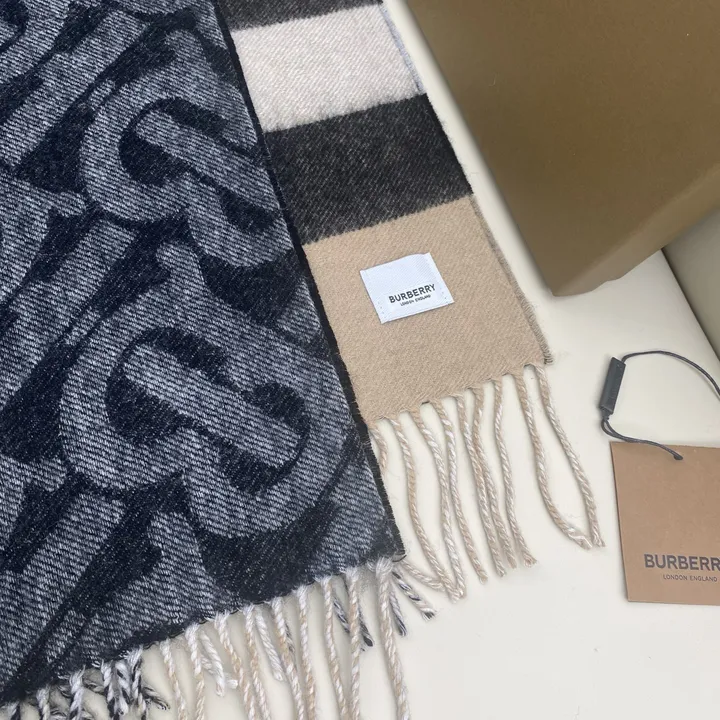 スーパーコピー バーバリー ス マフラー