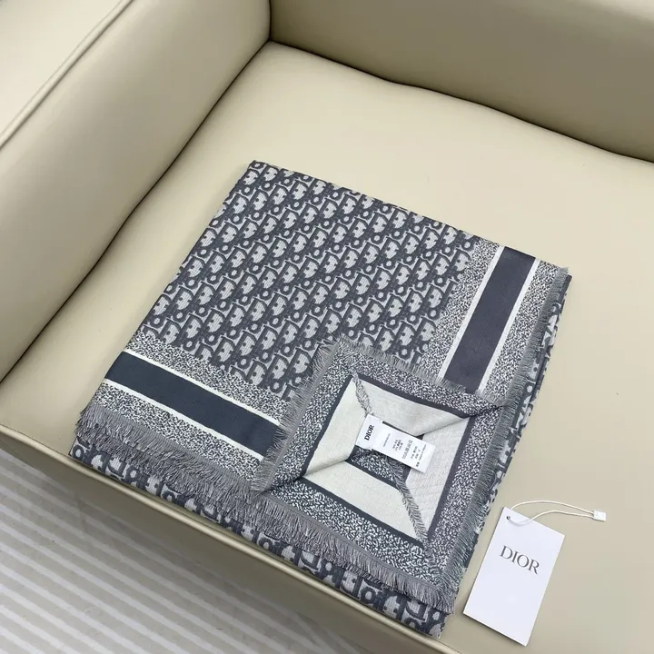 スーパーコピー ディオール マフラー