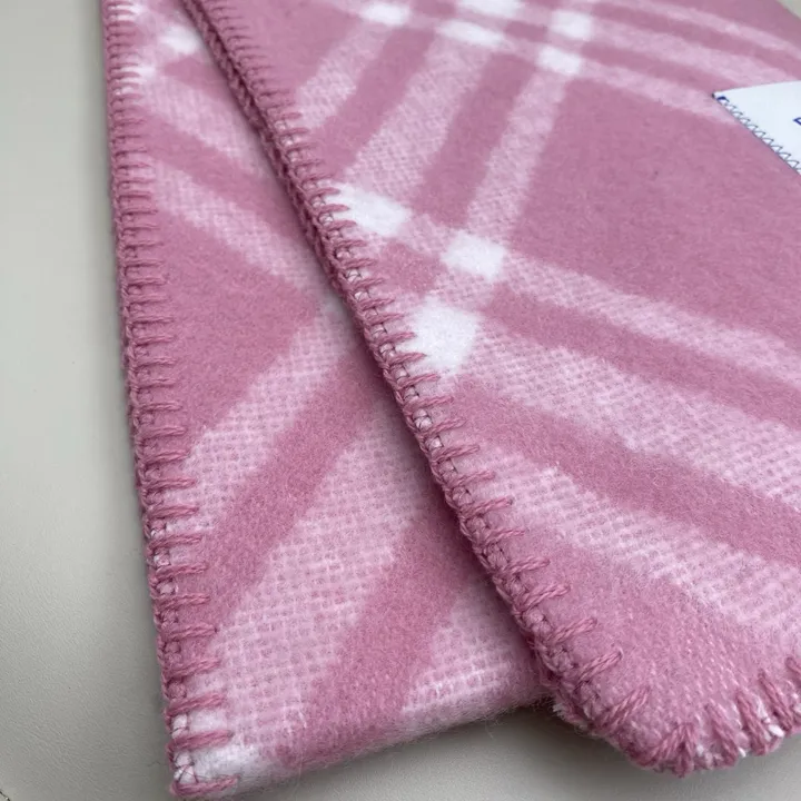 スーパーコピー バーバリー ス マフラー