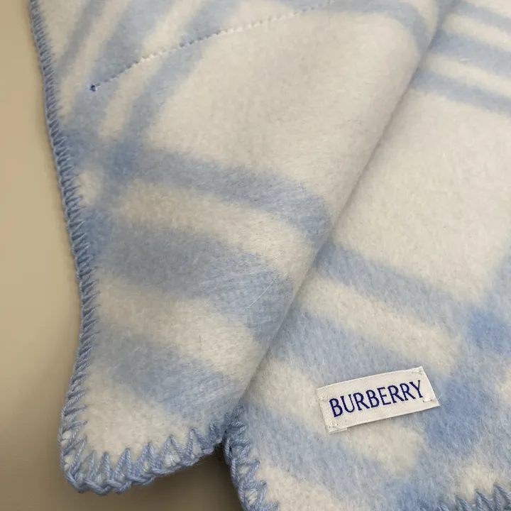 スーパーコピー バーバリー ス マフラー