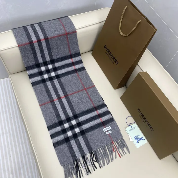 スーパーコピー バーバリー ス マフラー