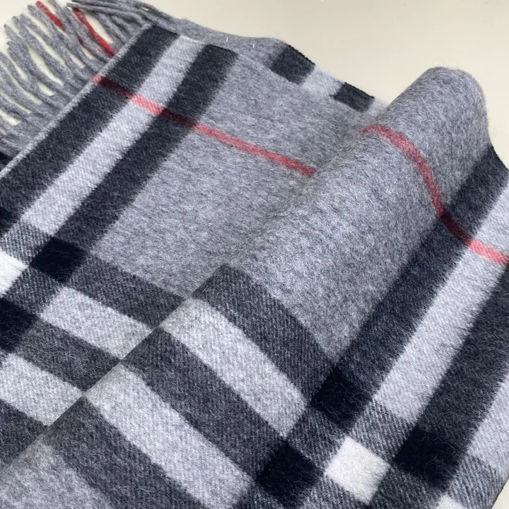 スーパーコピー バーバリー ス マフラー