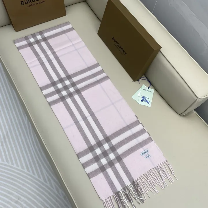 スーパーコピー バーバリー ス マフラー