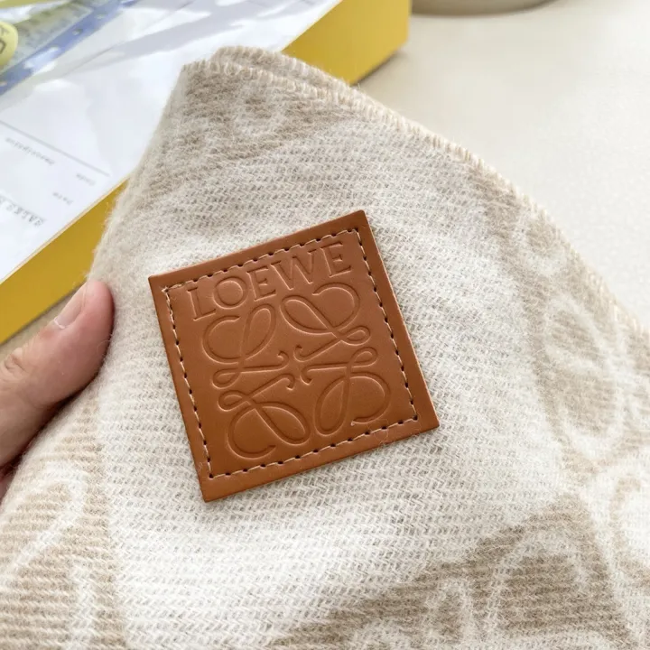 スーパーコピー ロエベ マフラー