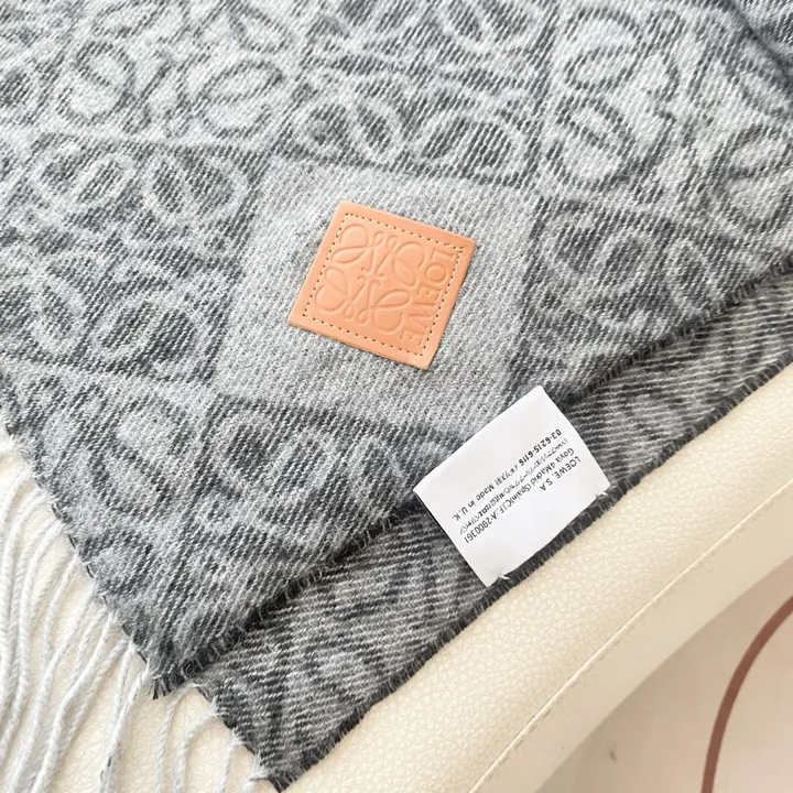 スーパーコピー ロエベ マフラー