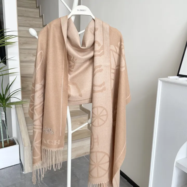 スーパーコピー コーチ マフラー