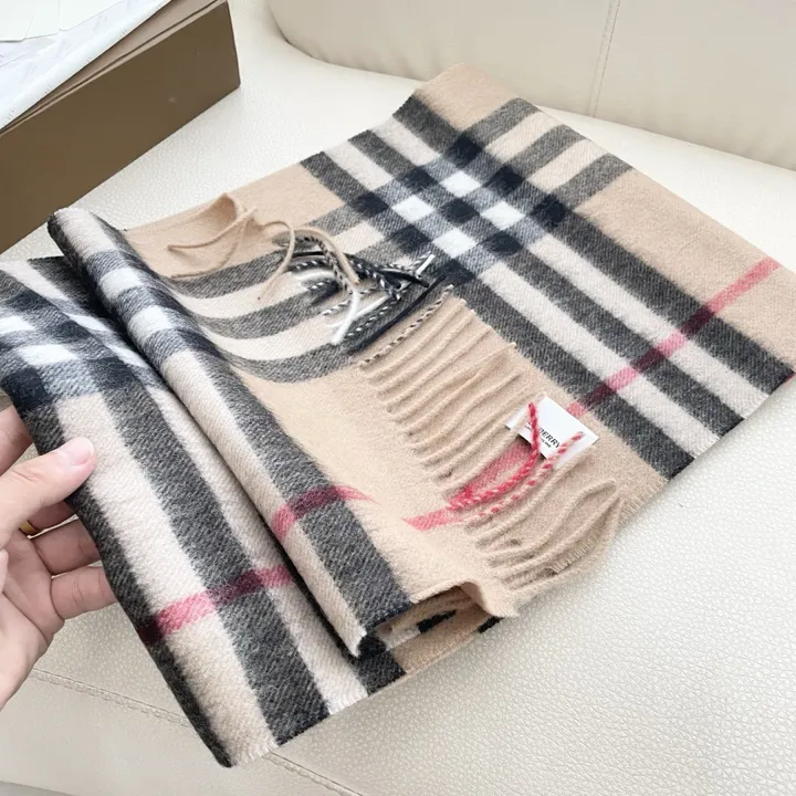 スーパーコピー バーバリー ス マフラー