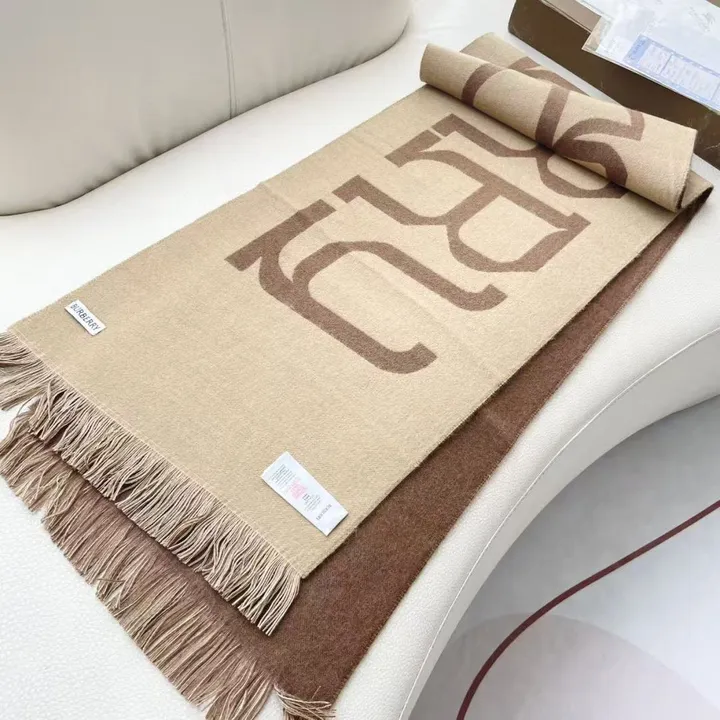 スーパーコピー バーバリー ス マフラー