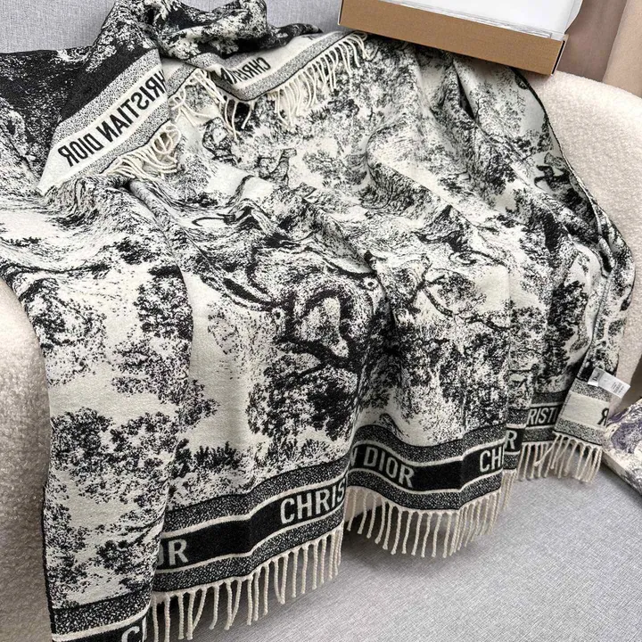 スーパーコピー ディオール マフラー