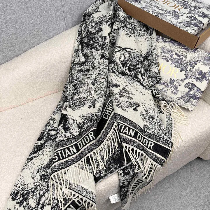 スーパーコピー ディオール マフラー