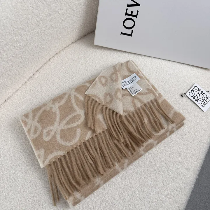 スーパーコピー ロエベ マフラー