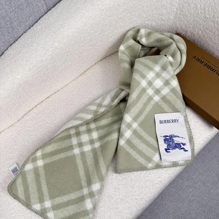 スーパーコピー バーバリー ス マフラー