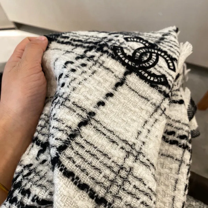 スーパーコピー ディオール マフラー