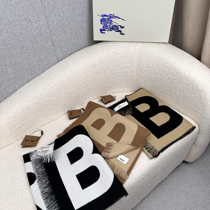 スーパーコピー バーバリー ス マフラー