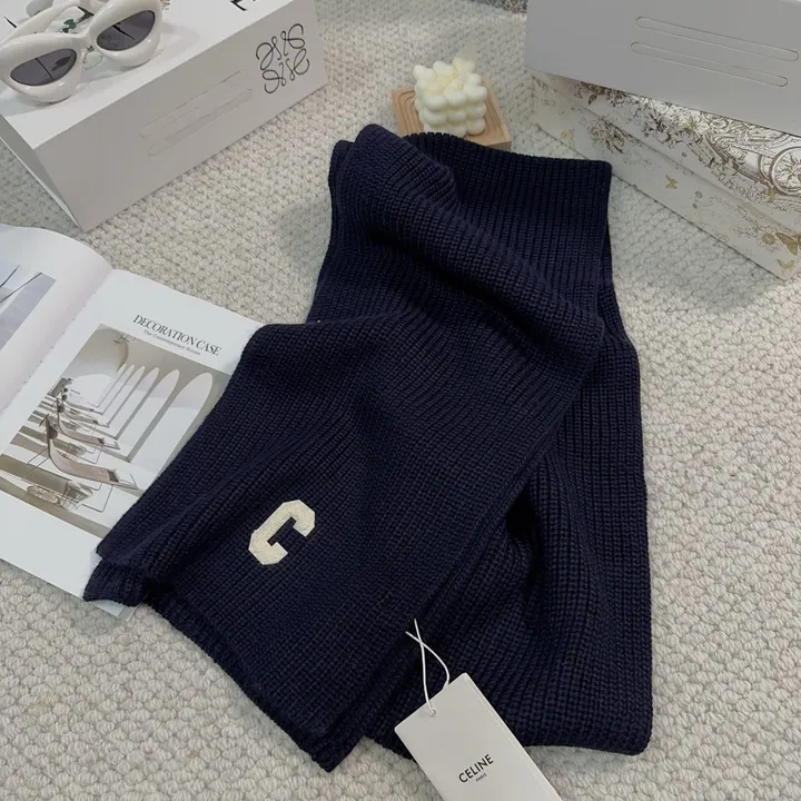 スーパーコピー セリーヌ マフラー