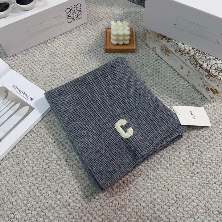 スーパーコピー セリーヌ マフラー