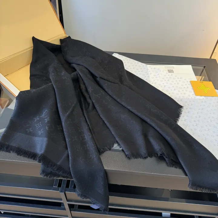 スーパーコピー ルイヴィトン マフラー